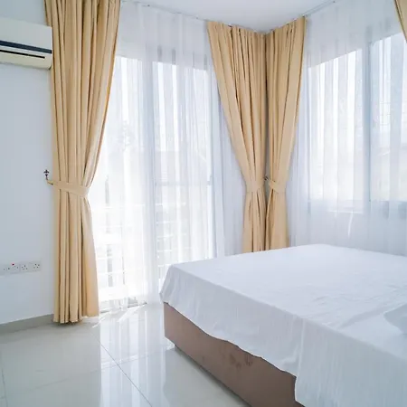 Daire Beautiful Two-bedroom With Sea And Mountain Views Sel 8-5 *