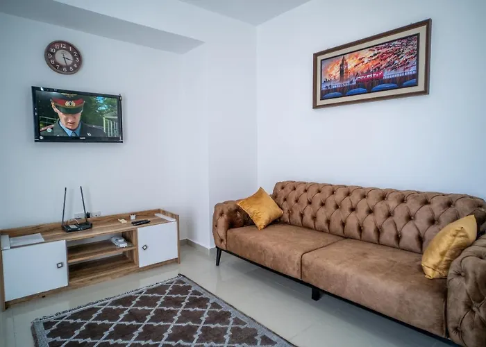 Beautiful Two-bedroom With Sea And Mountain Views Sel 8-5 *